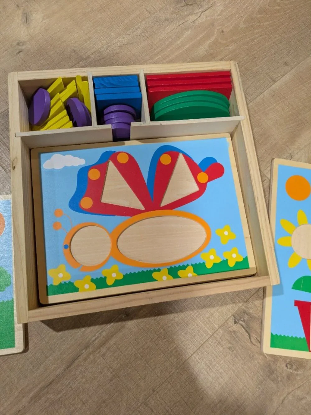 Melissa & Doug Beginner Wooden Pattern Blocks Set